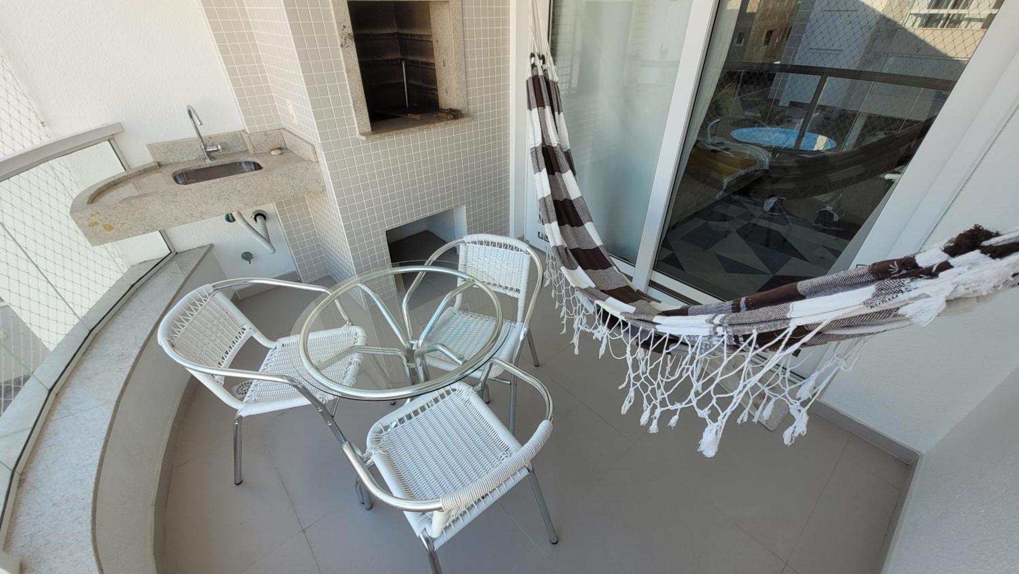 Apartamento Frente Para A Piscina A Uma Quadra Da Praia Florianópolis Eksteriør billede