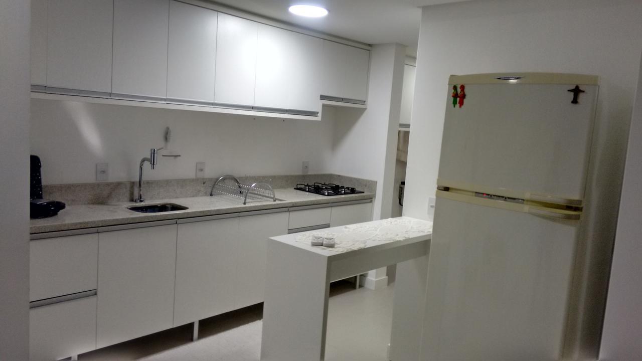 Apartamento Frente Para A Piscina A Uma Quadra Da Praia Florianópolis Eksteriør billede