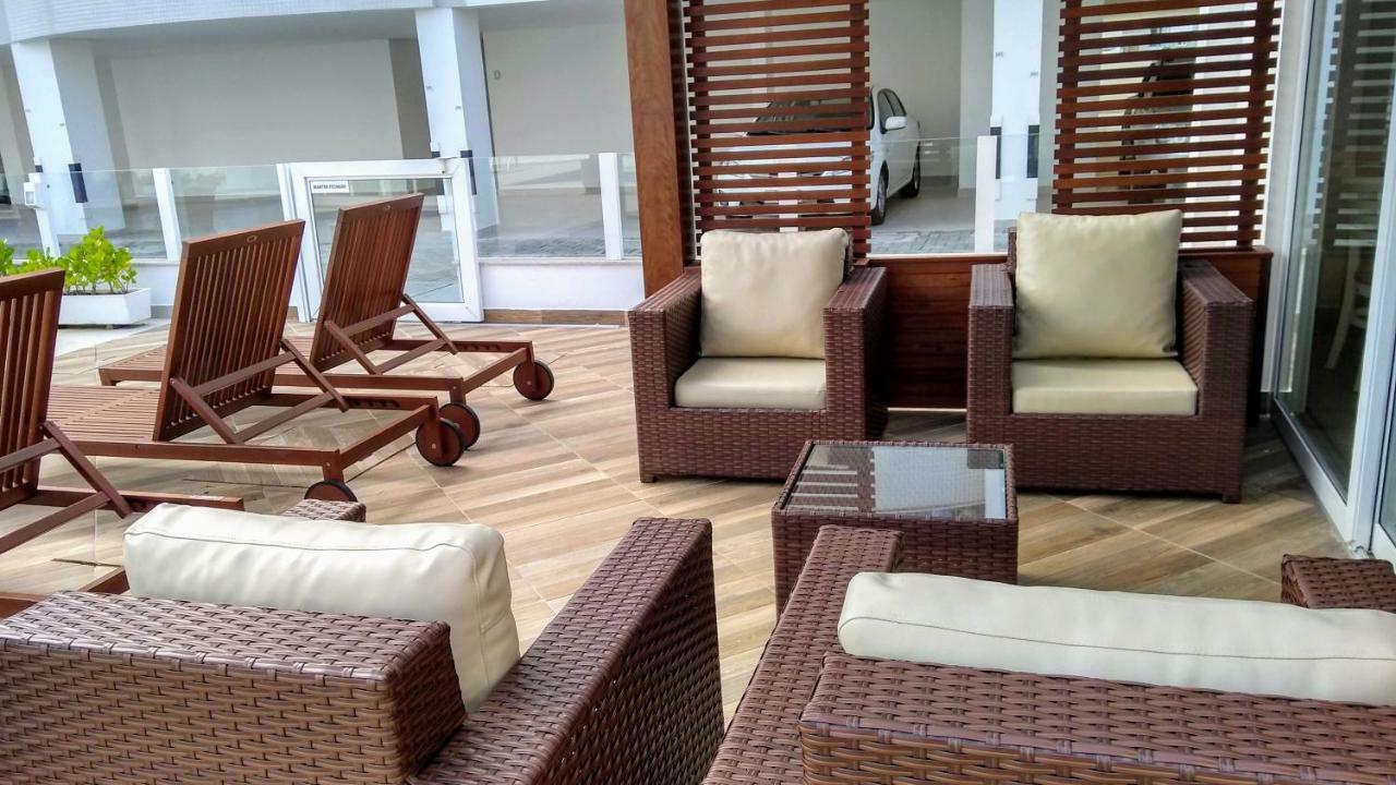 Apartamento Frente Para A Piscina A Uma Quadra Da Praia Florianópolis Eksteriør billede