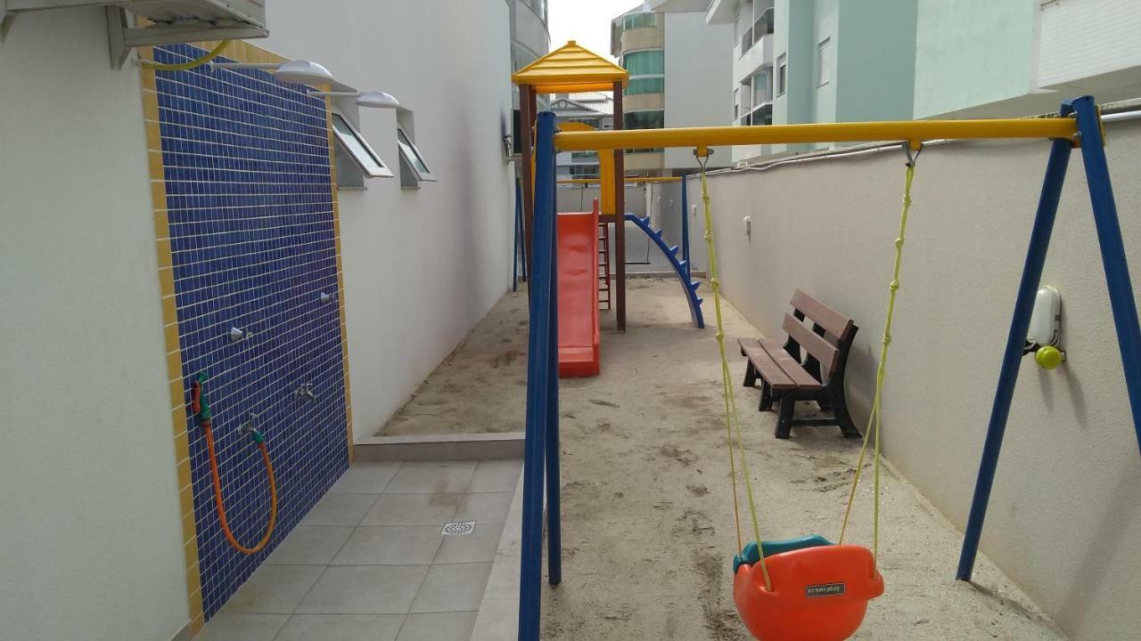 Apartamento Frente Para A Piscina A Uma Quadra Da Praia Florianópolis Eksteriør billede
