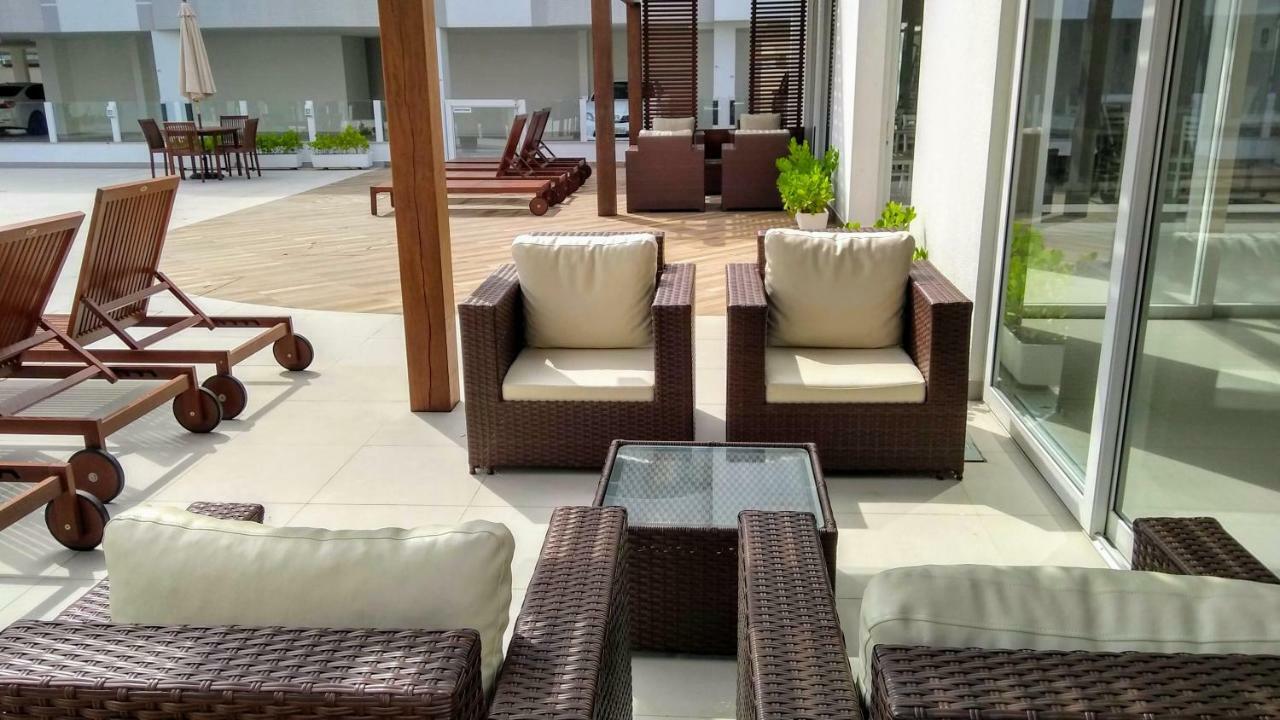 Apartamento Frente Para A Piscina A Uma Quadra Da Praia Florianópolis Eksteriør billede